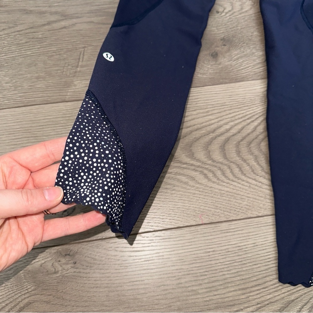 LULULEMON BUNDLE Lot of 4 Leggings all size 4 - Picture 8 of 14